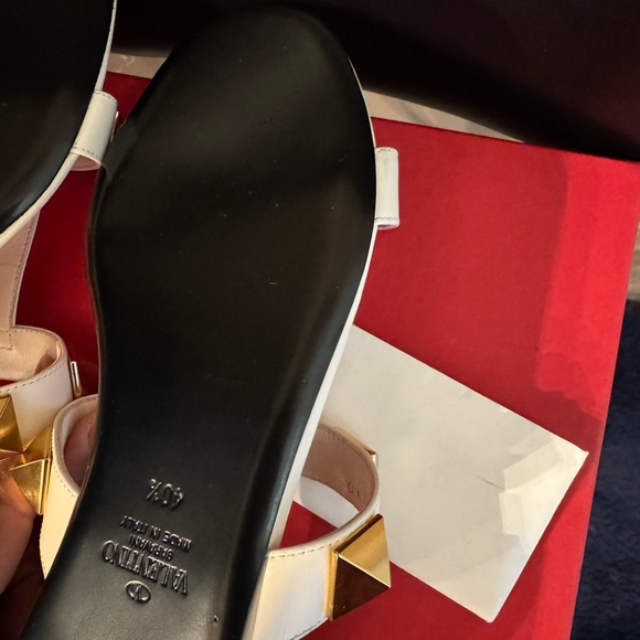 Valentino Garavani Slippers new - Picture 3 of 5